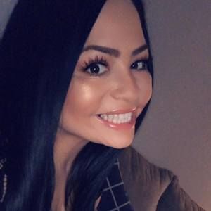 Meet your Posher, Cassandra